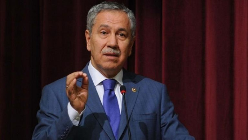 Bülent Arınç, Özgür Özel'için O benim kahramanım