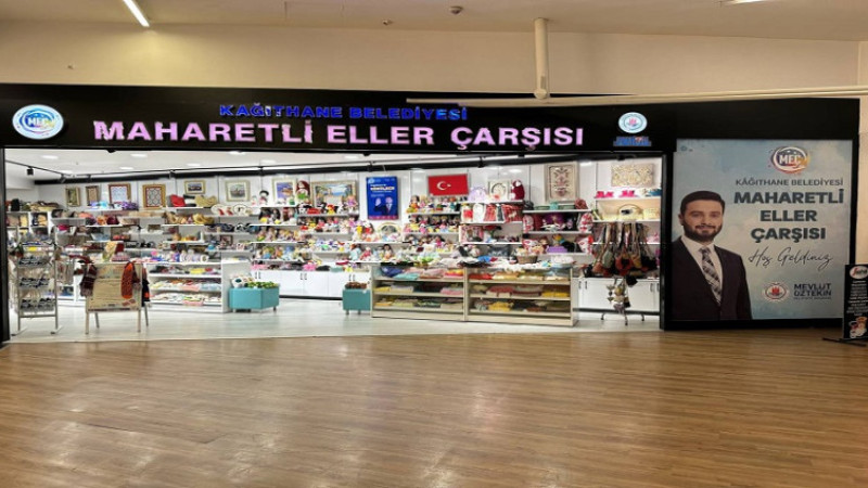 MAHARETLİ ELLER ÇARŞISI'NDA EL EMEĞİ ÜRÜNLER SATIŞA SUNULUYOR