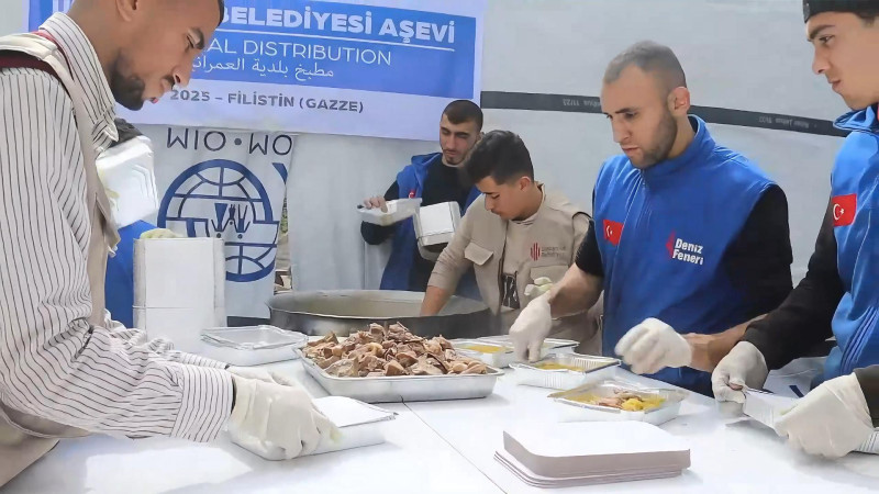 ÜMRANİYE’DEN GAZZE’YE KARDEŞLİK SOFRASI