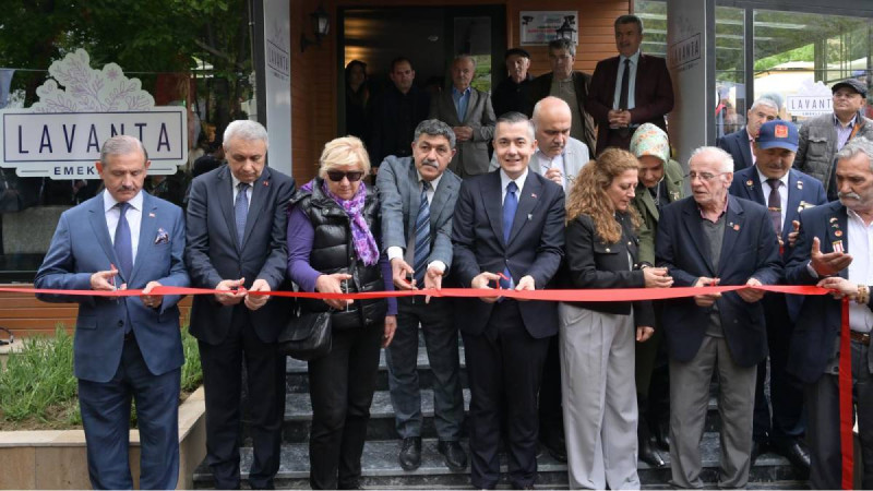 Lavanta Emekli Evi Uygun Fiyatı ve Lezzetli Menüsüyle Yoğun İlgi Görüyor
