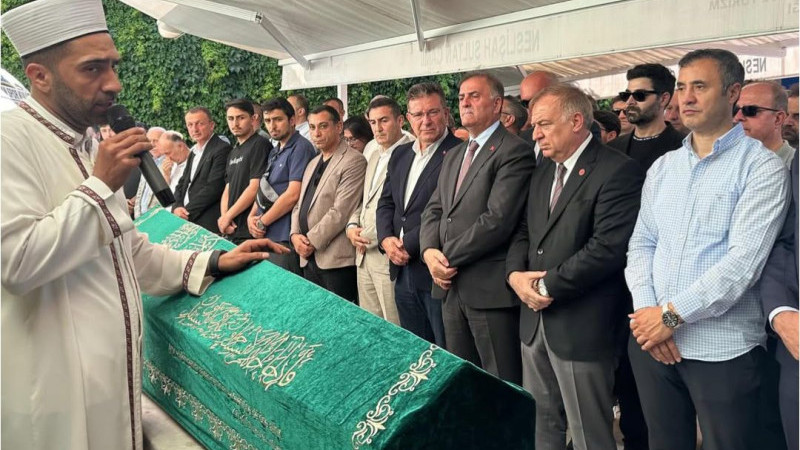 Gazeteci Varol Kısa Son Yolculuğuna Uğurlandı