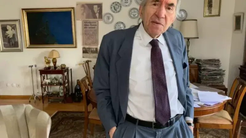 Eski CHP Genel Başkanı Altan Öymen 93 yaşında hayatını kaybetti