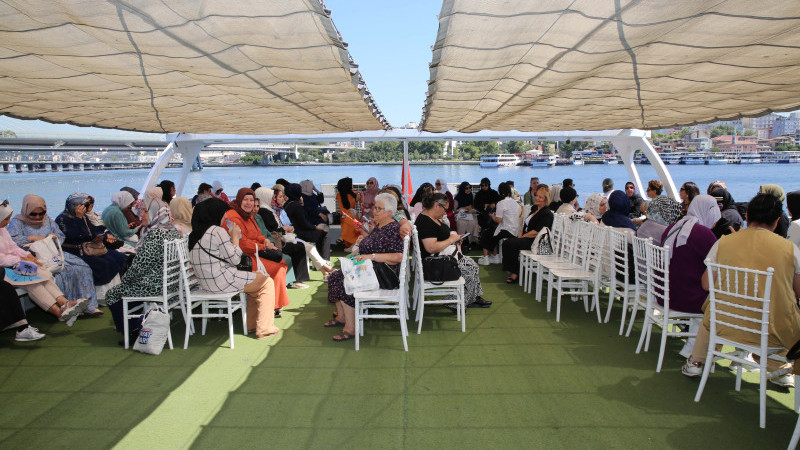 KÜÇÜKÇEKMECE BELEDİYESİ’NDEN KADINLARA ÖZEL BOĞAZ TURU