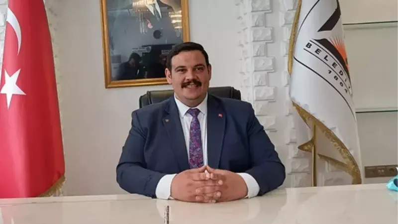 AK Parti'ye geçeceği konuşulan belediye iyi partili başkanından 