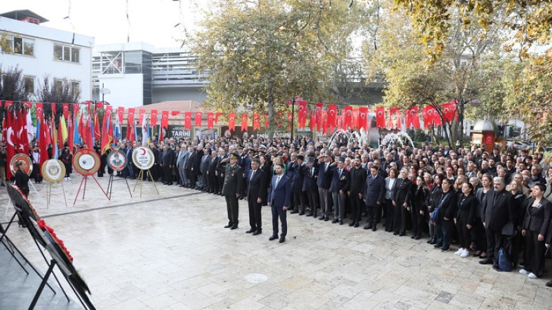 KÂĞITHANE’DE ATATÜRK SAYGIYLA ANILDI