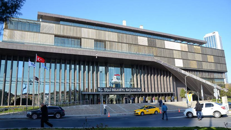 ŞİŞLİ'YE KAYYUM DAYANMIYOR