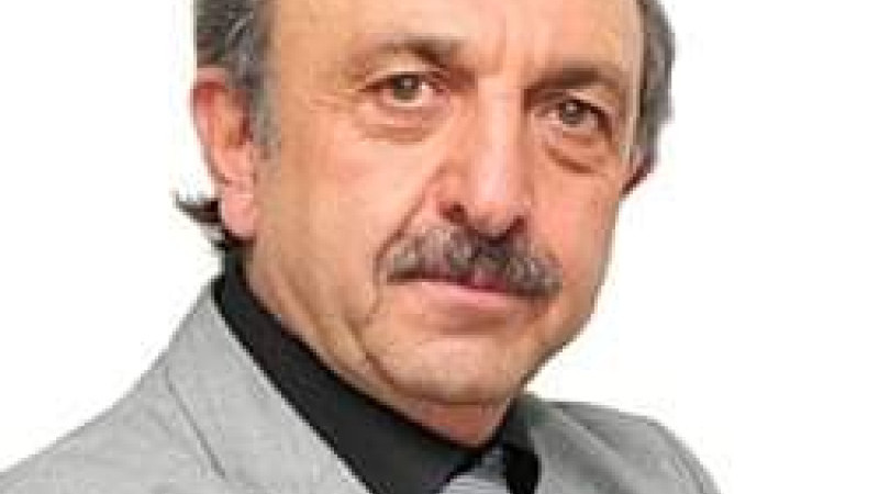 Ecz.Erdal  Güzel